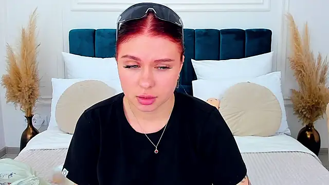 LizyBex webcam