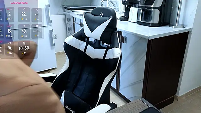 RyanStorm_ webcam