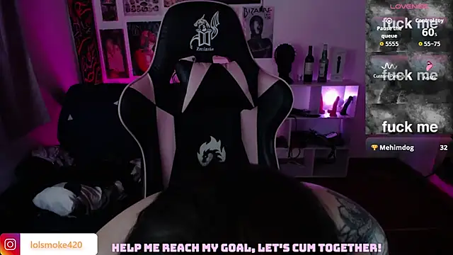 Bdsm_and_fries webcam