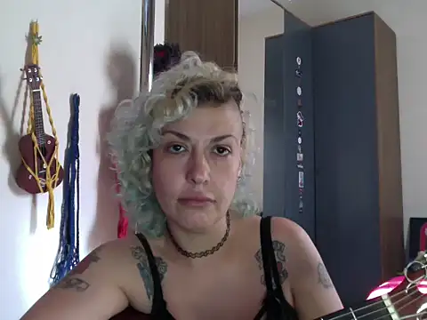 MariLouM webcam
