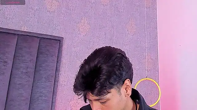 Alejandroo_Montenegro webcam