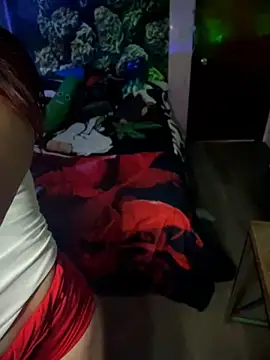 Jennybootyjones live sex cam