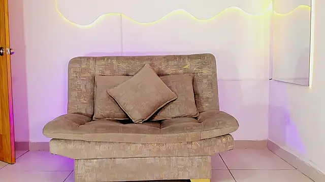 ArohomLester_ webcam