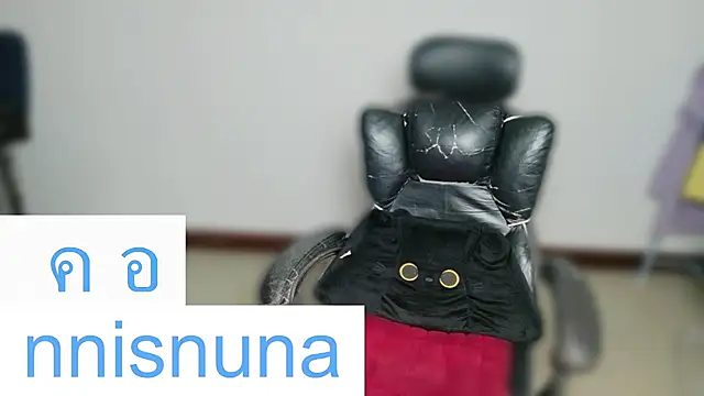 nunanunanuna webcam