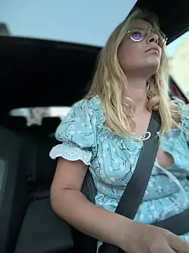 anastasiaaniess (F young) - :heart: to make me happy?:heart: