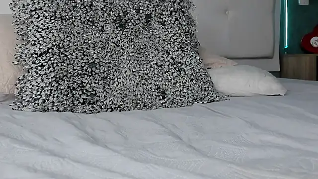 mia_gomez7 webcam