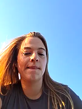 Luna_Lynn 🥎 live webcam