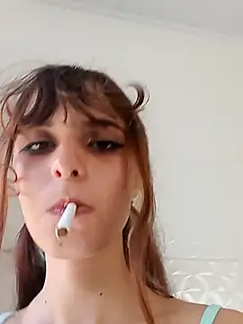 LittleAnniesz webcam