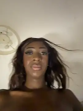 Nina_Velveta webcam