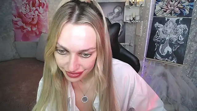 NickyAdamidi webcam