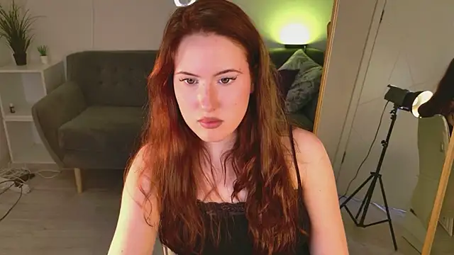 ChloeAster webcam