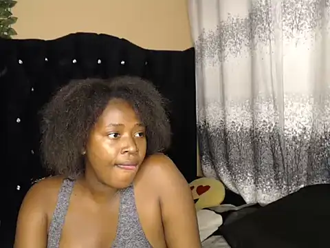 kinkyveeluvu webcam