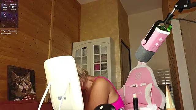 Lady_Shine webcam