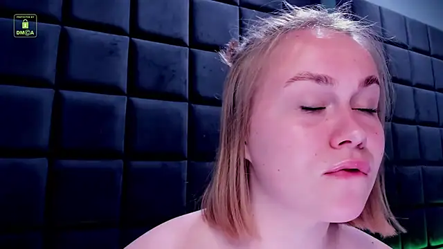 stacy_moorex webcam
