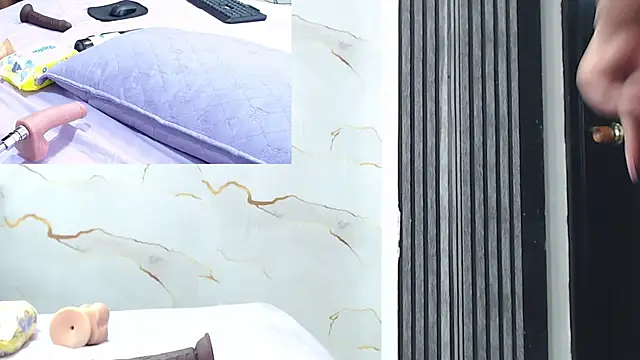 Emma_trons_ webcam