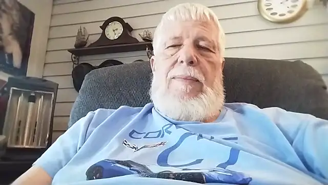 Buttercupwantsyou webcam