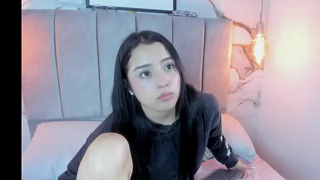 Leah_Brm webcam