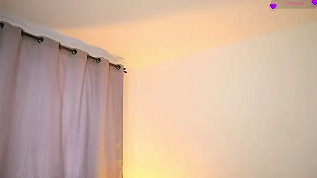 Velvet_Raze webcam