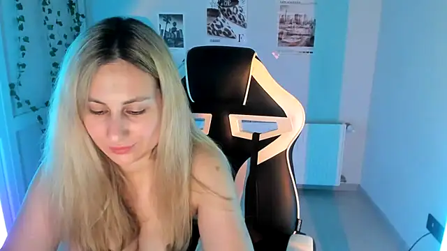 MissLunariaa webcam