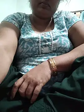 Hot_indian_Milf webcam