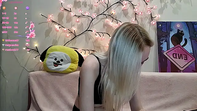 MisaMew webcam