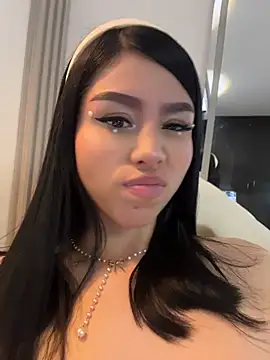 Helena_Whaite webcam