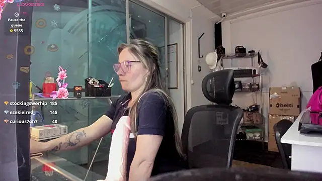 Alicia-thompson webcam