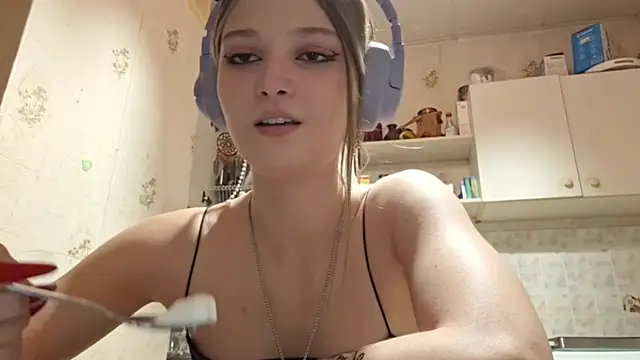 ZelmaSauage webcam