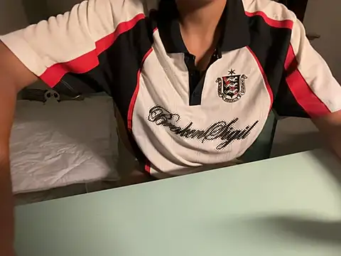 Rebeu_77