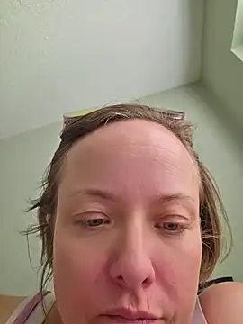 julimonroe live cam