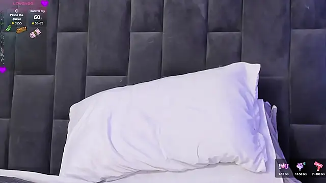 light_eyes_ webcam