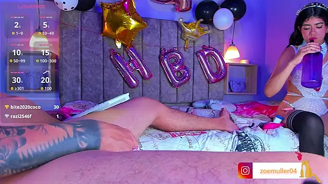 Zoe_Axel1 live cam on StripChat