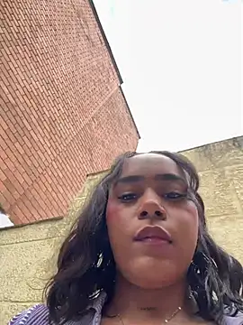 yarirose (F young) - finger in pussy