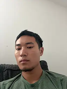 lilywithpuppy live sex cam