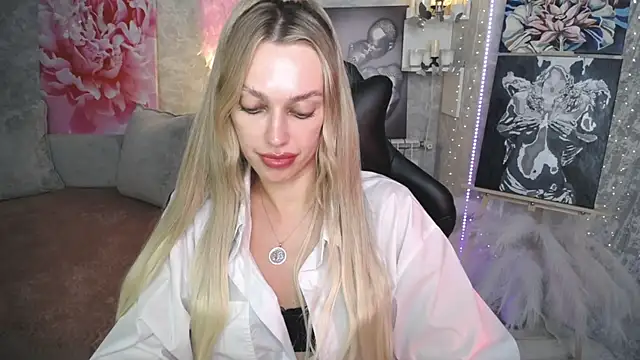 NickyAdamidi webcam