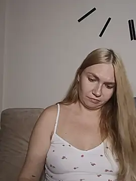 KisaVixen webcam