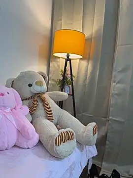 escape_with_me live cam