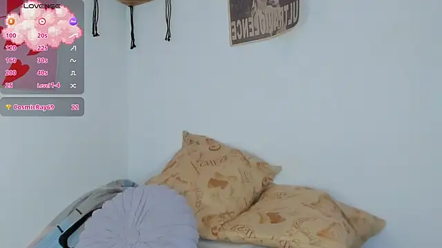 MarieTaylor_ webcam