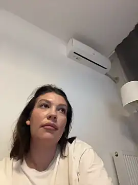 ClaraPasssion live cam on StripChat