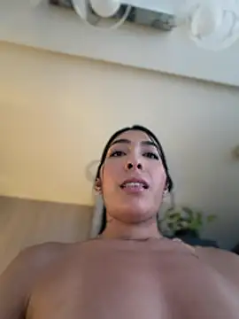 AshleyG_222 live cam on StripChat