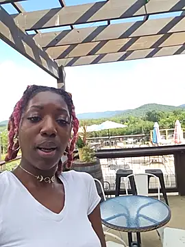 oliviaprettypussy webcam