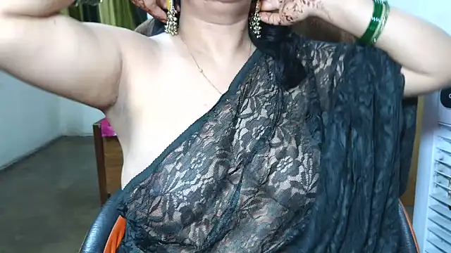 Cute_Mahi22 webcam