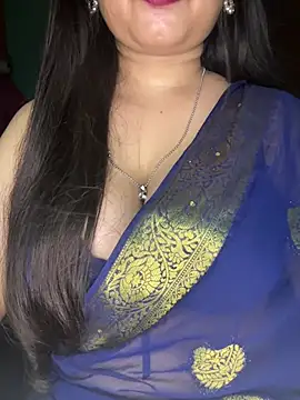 Naughty_pooja44 webcam