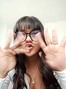 Emily-7 webcam
