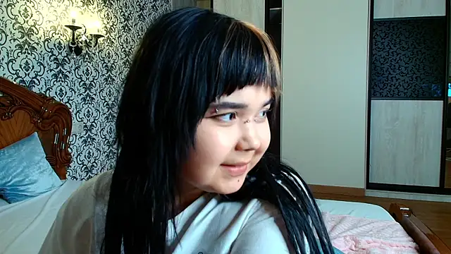 Ember_Rowe webcam