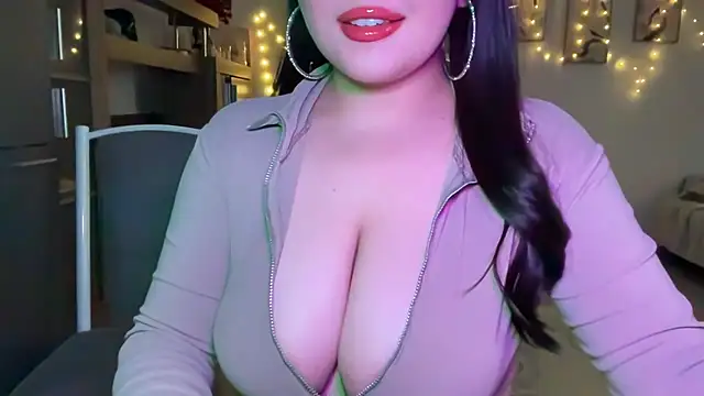 anora_sunny webcam