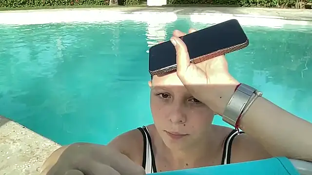 ViktoriaSilk webcam