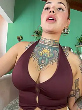 Naia_Eden webcam