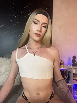 Modella: Alana_Stone