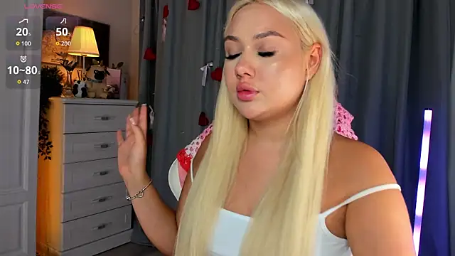 _Loneve__ webcam